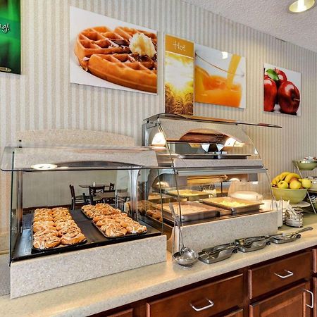 Quality Inn Spring Mills - Martinsburg North Εξωτερικό φωτογραφία