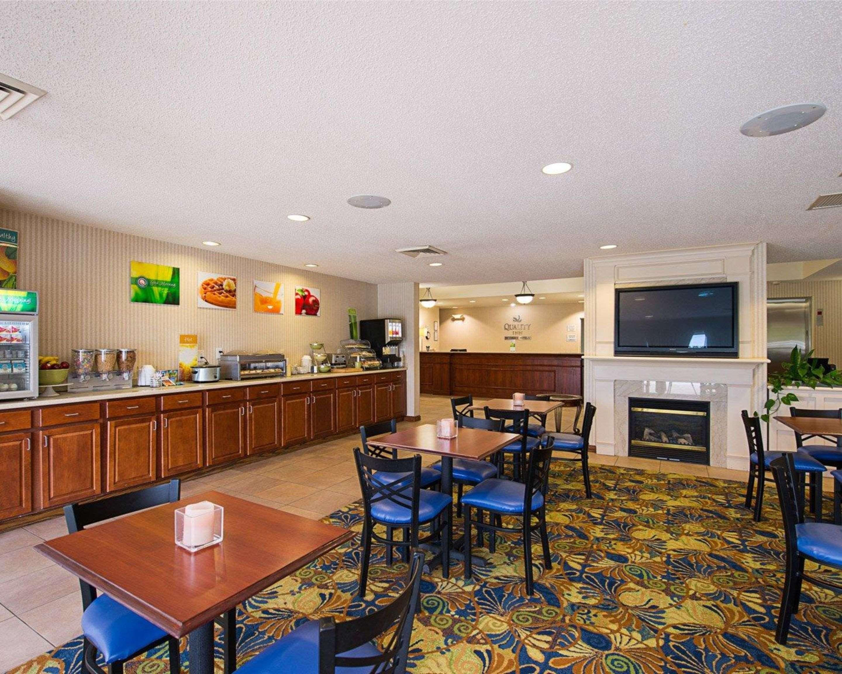 Quality Inn Spring Mills - Martinsburg North Εξωτερικό φωτογραφία