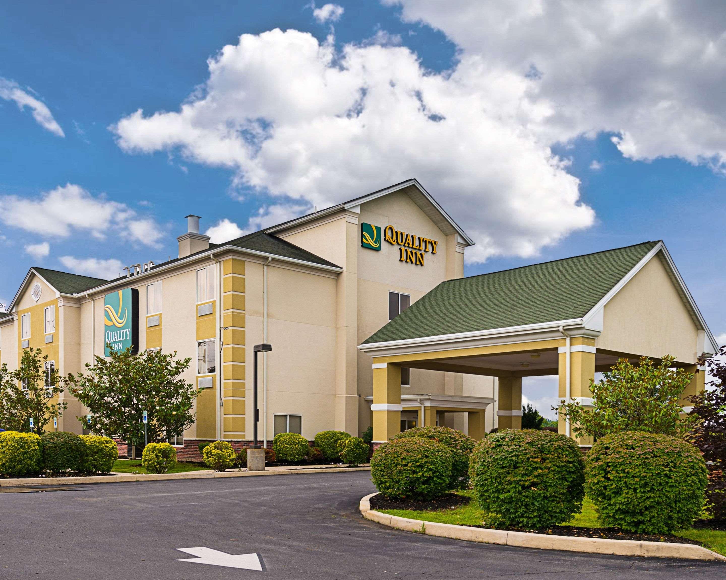 Quality Inn Spring Mills - Martinsburg North Εξωτερικό φωτογραφία