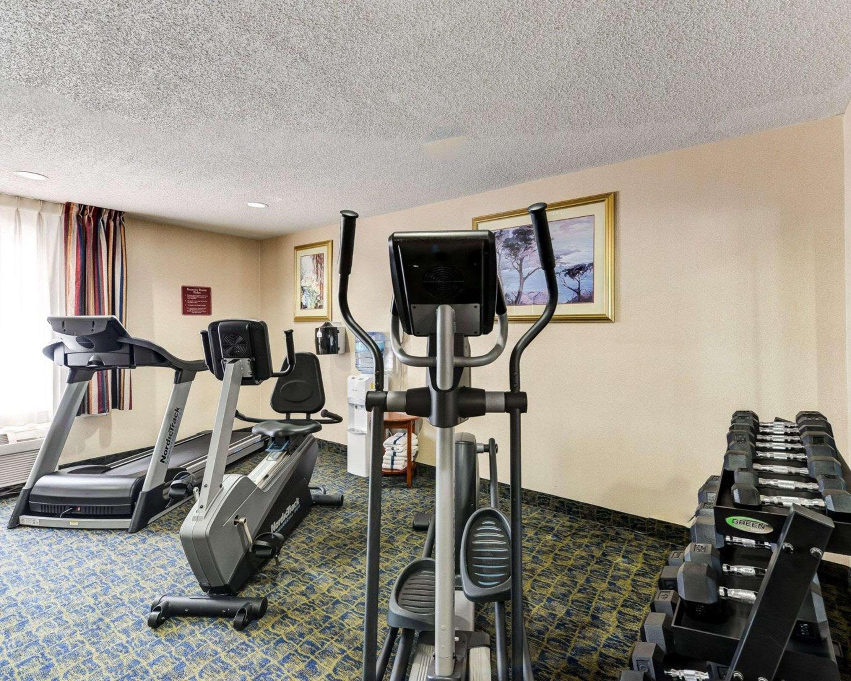 Quality Inn Spring Mills - Martinsburg North Εξωτερικό φωτογραφία