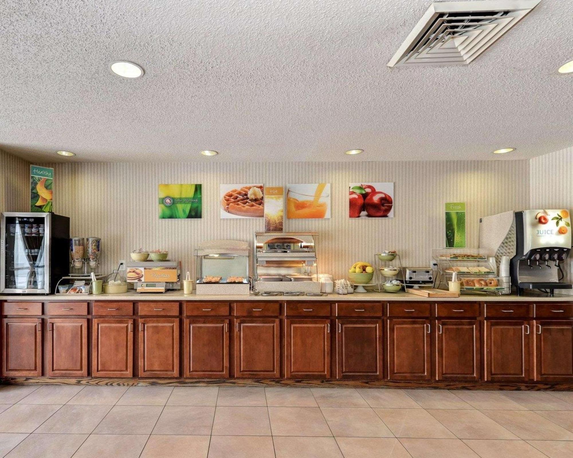 Quality Inn Spring Mills - Martinsburg North Εξωτερικό φωτογραφία