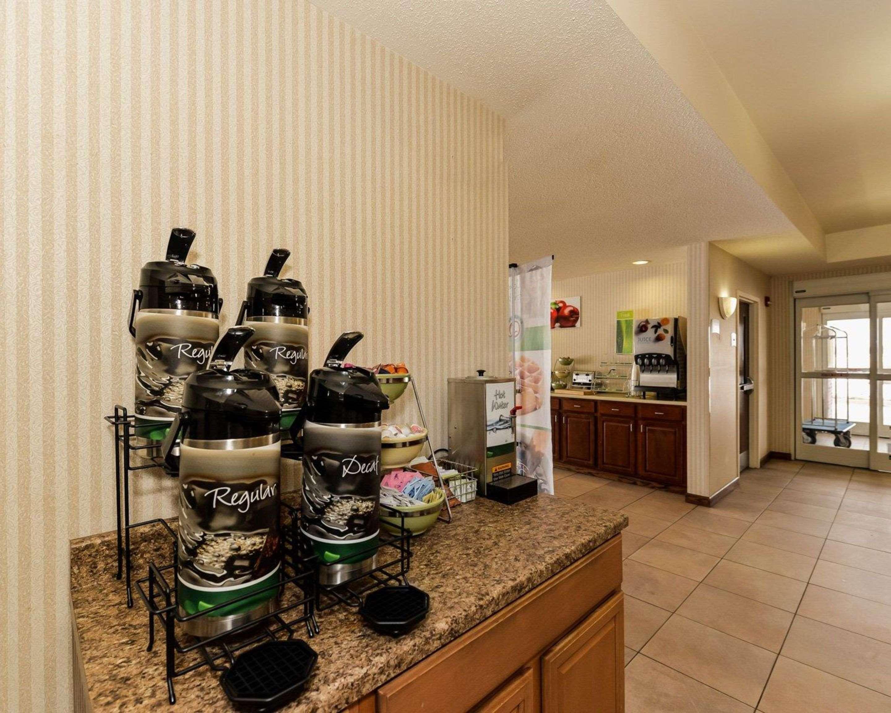 Quality Inn Spring Mills - Martinsburg North Εξωτερικό φωτογραφία
