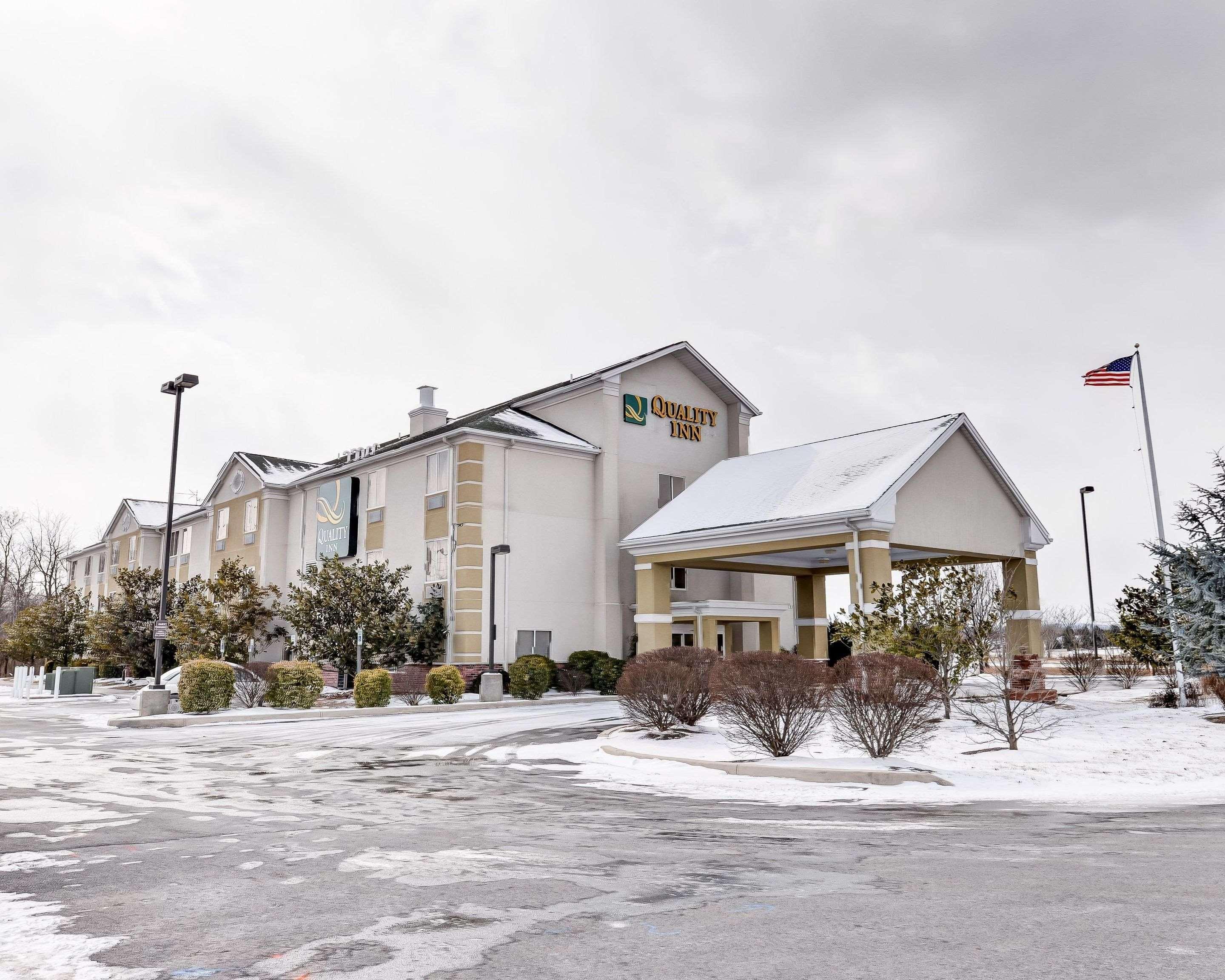 Quality Inn Spring Mills - Martinsburg North Εξωτερικό φωτογραφία