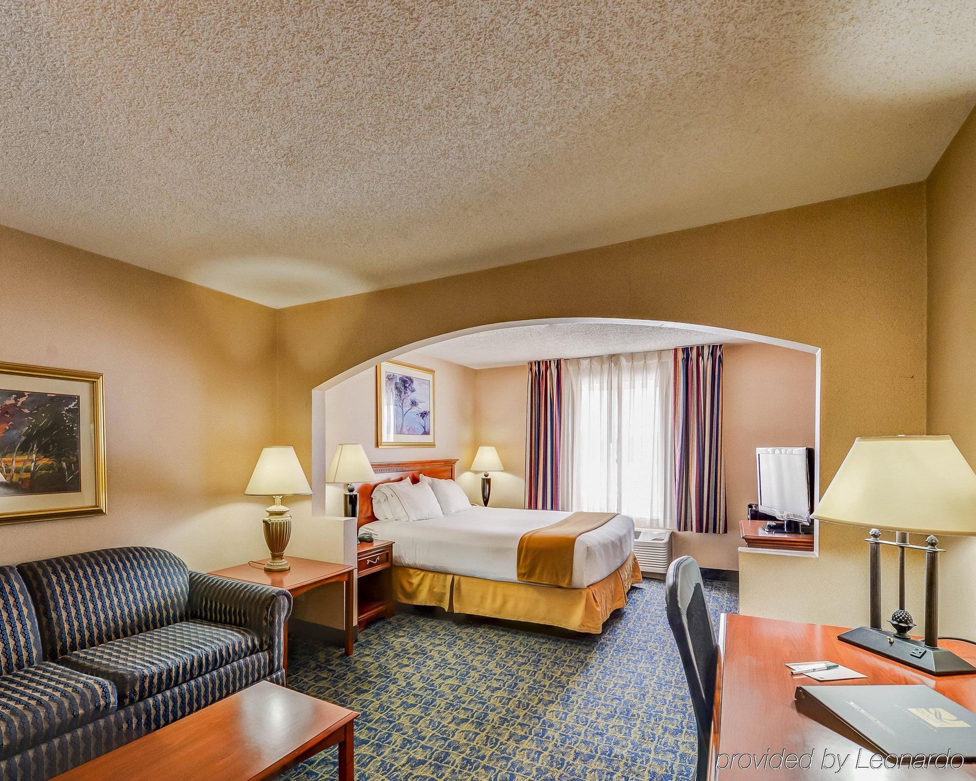 Quality Inn Spring Mills - Martinsburg North Εξωτερικό φωτογραφία