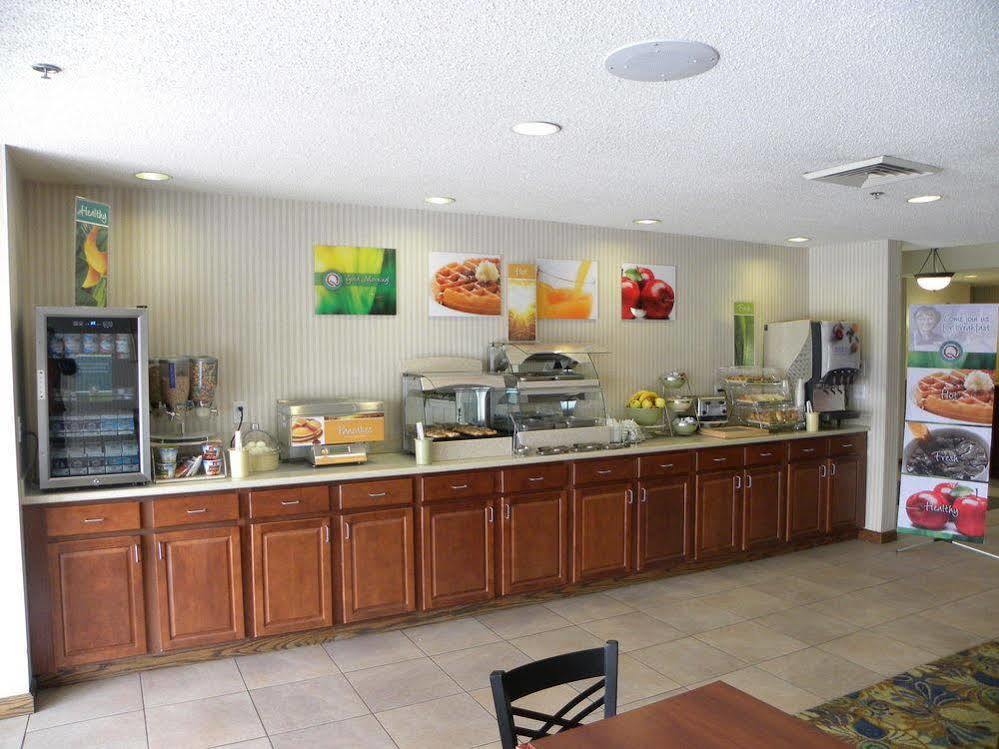 Quality Inn Spring Mills - Martinsburg North Εξωτερικό φωτογραφία